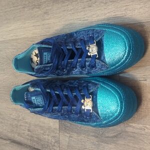 Converse Chuck Taylor Allstar Platform OX x Miley Cirus Gnarly Blue Sneakers